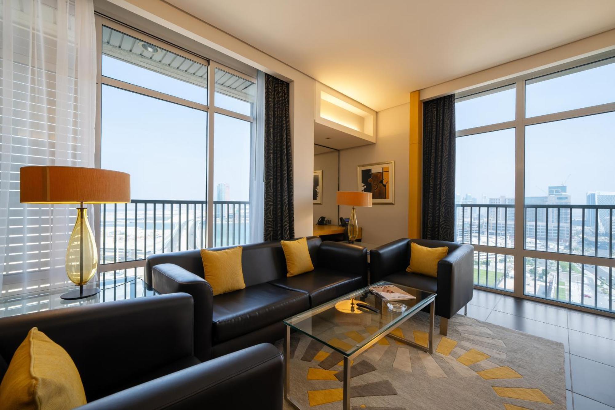 Hala Arjaan By Rotana, Deluxe Hotel Apartments Αμπού Ντάμπι Εξωτερικό φωτογραφία