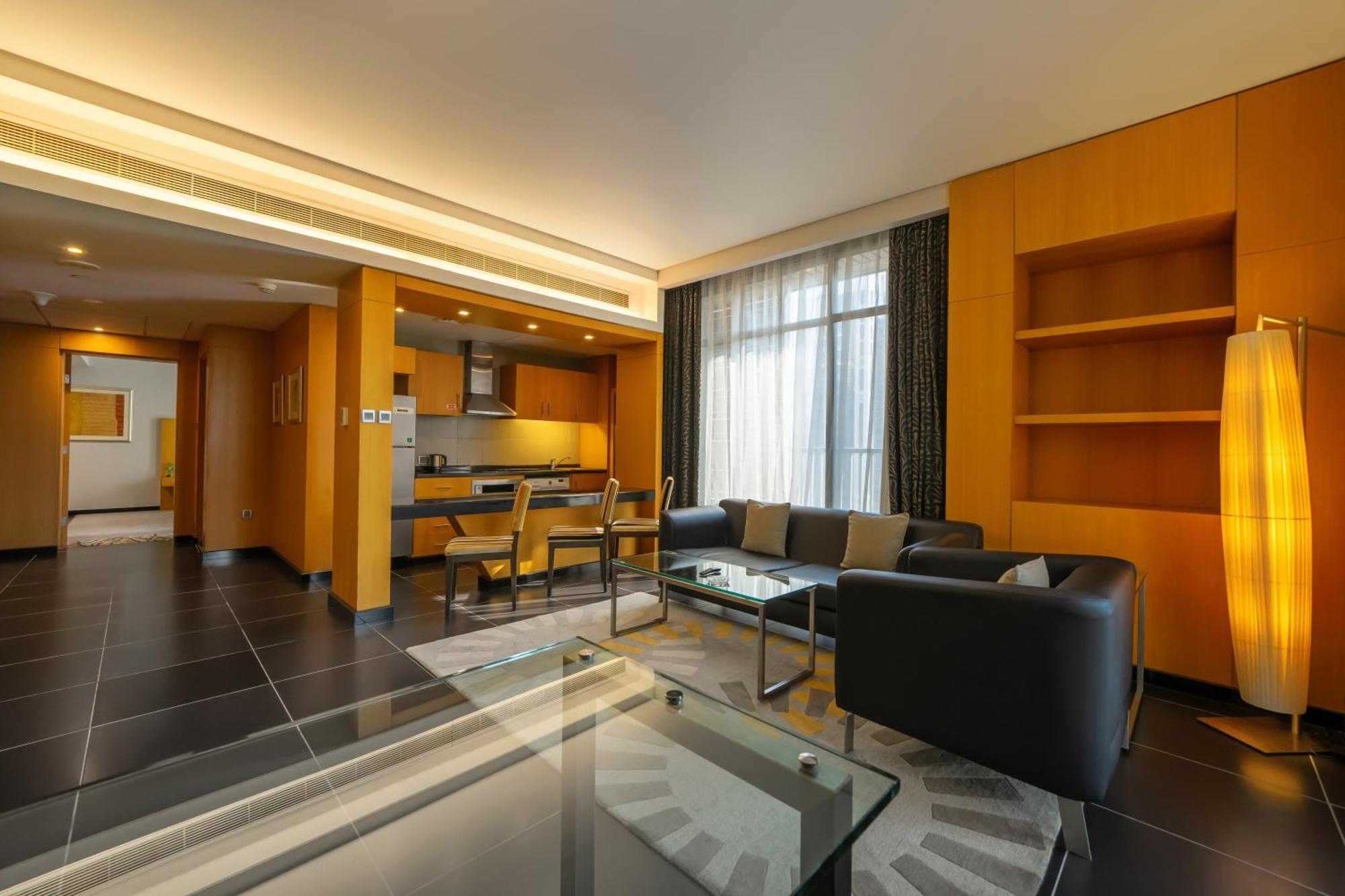 Hala Arjaan By Rotana, Deluxe Hotel Apartments Αμπού Ντάμπι Εξωτερικό φωτογραφία