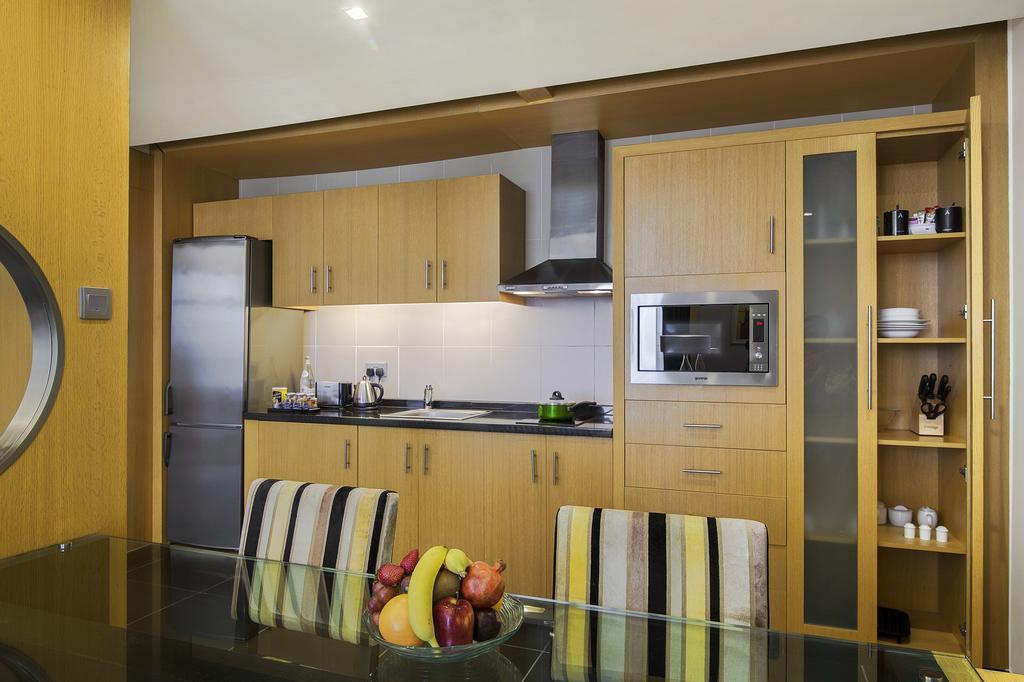 Hala Arjaan By Rotana, Deluxe Hotel Apartments Αμπού Ντάμπι Εξωτερικό φωτογραφία